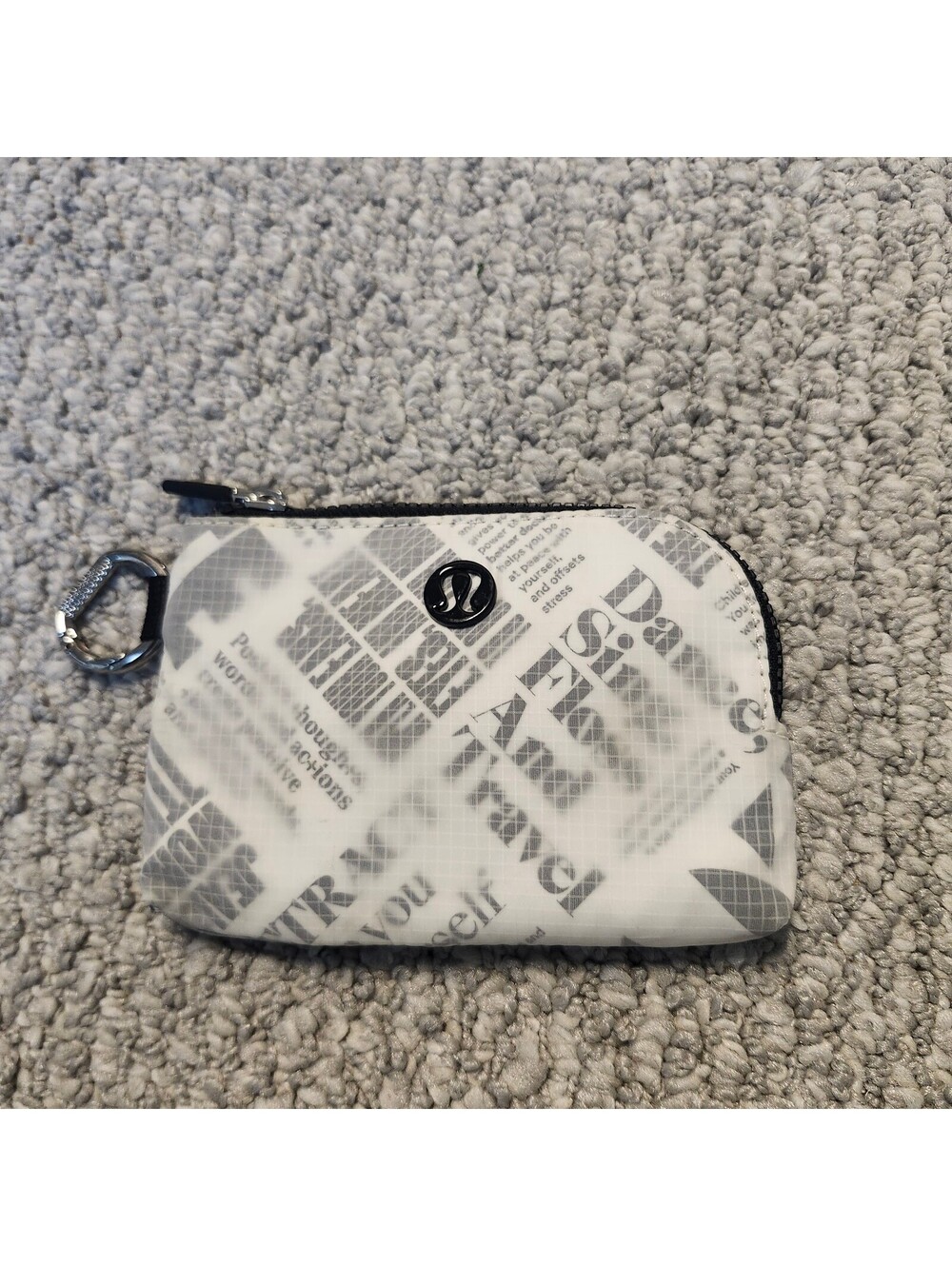 Lululemon White and Black Printed Pouch Wallet with Key Clip